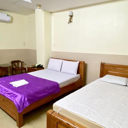 Ngoc Trinh Hotel Хошимин Екстериор снимка