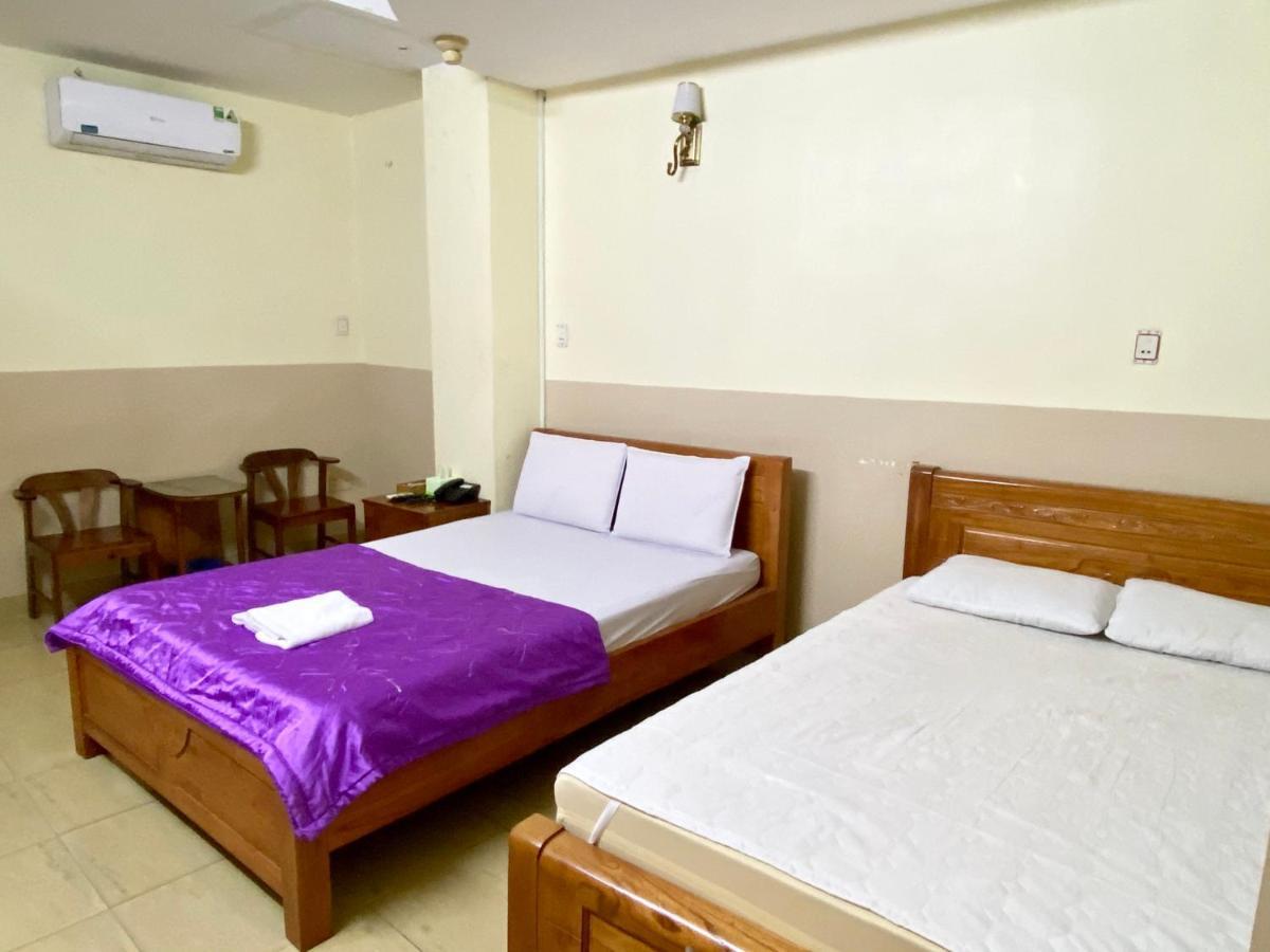 Ngoc Trinh Hotel Хошимин Екстериор снимка