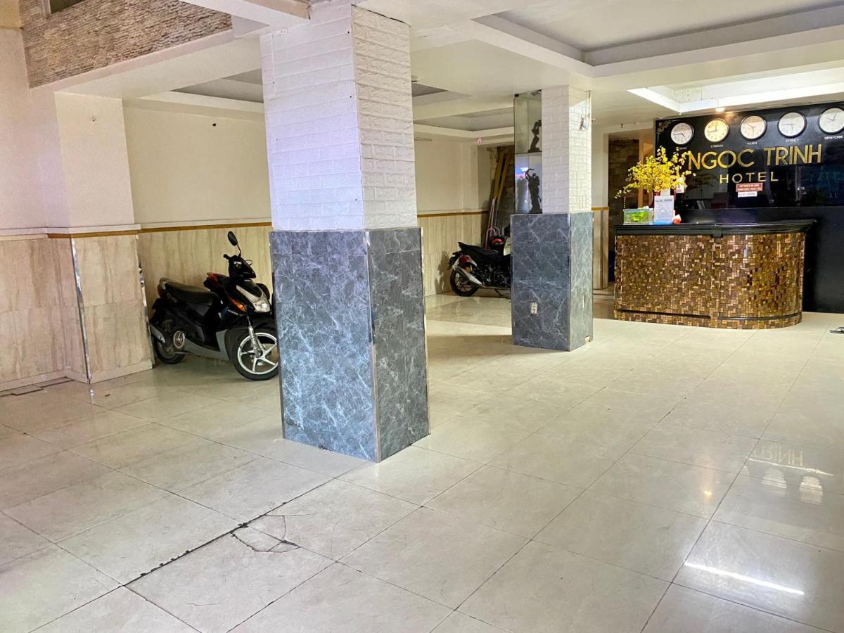 Ngoc Trinh Hotel Хошимин Екстериор снимка