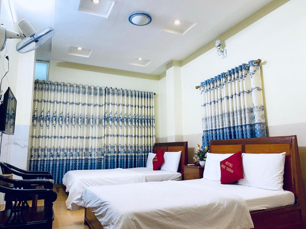 Ngoc Trinh Hotel Хошимин Екстериор снимка