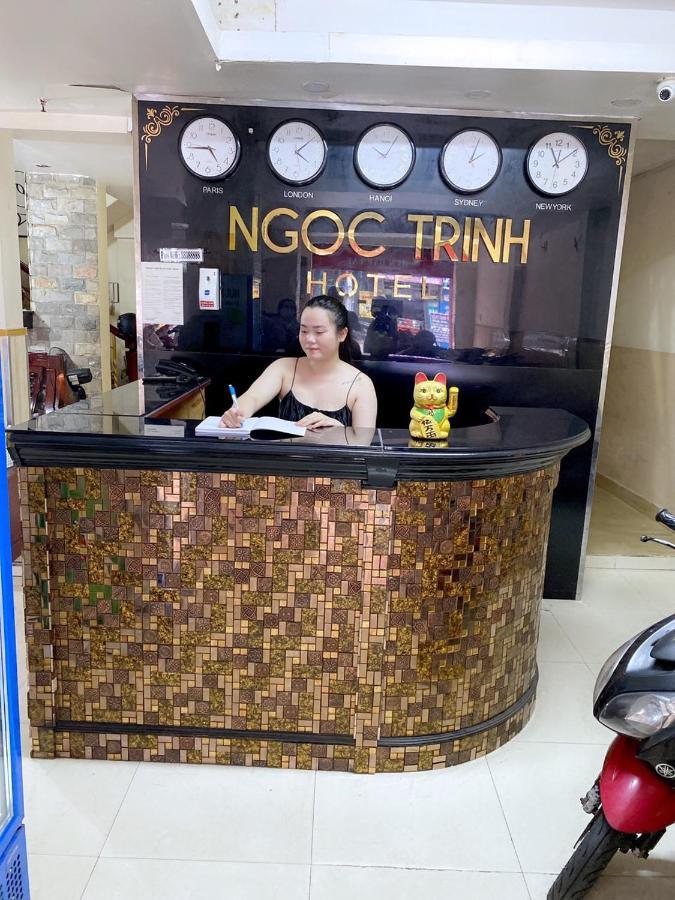 Ngoc Trinh Hotel Хошимин Екстериор снимка