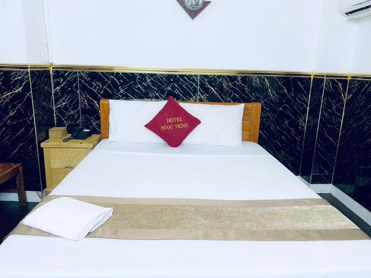 Ngoc Trinh Hotel Хошимин Екстериор снимка