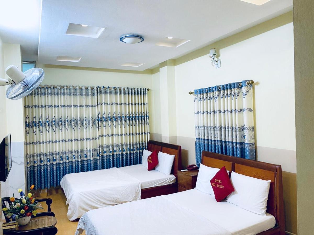 Ngoc Trinh Hotel Хошимин Екстериор снимка